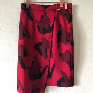 ASYMMETRIC CAMO SKIRT